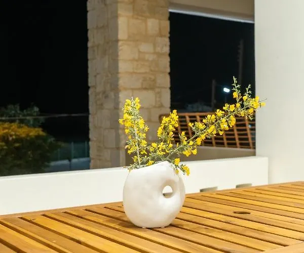 Ros Solis Luxure House *